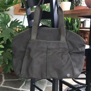 Lululemon tote bag
